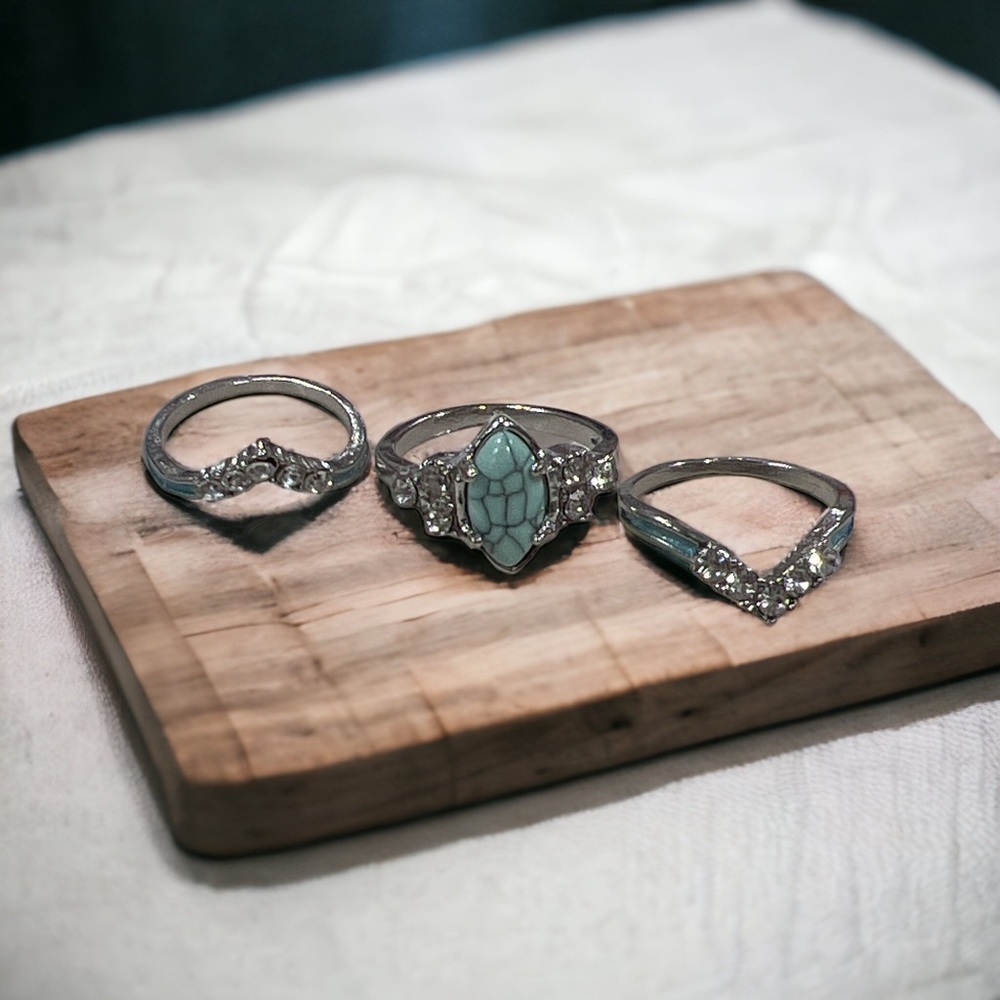 3pc Turquoise Stackable Woman’s Ring Set - image 1